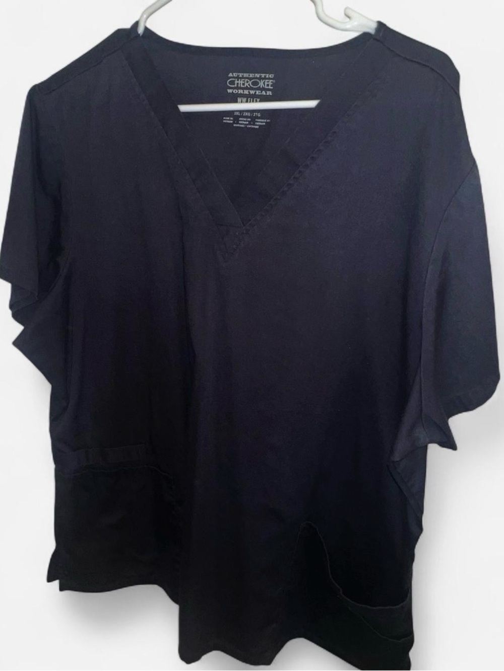 Cherokee Workwear Women's Black V-Neck Scrub Top